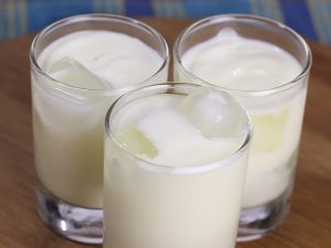 https://www.taste.com.au/galleries/10-must-try-refreshing-summer-drinks/rFAr7sgi